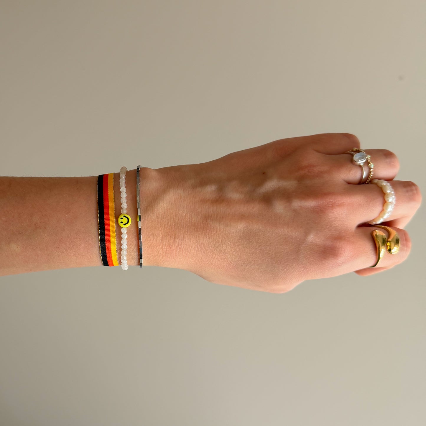 WM HAPPY BAND